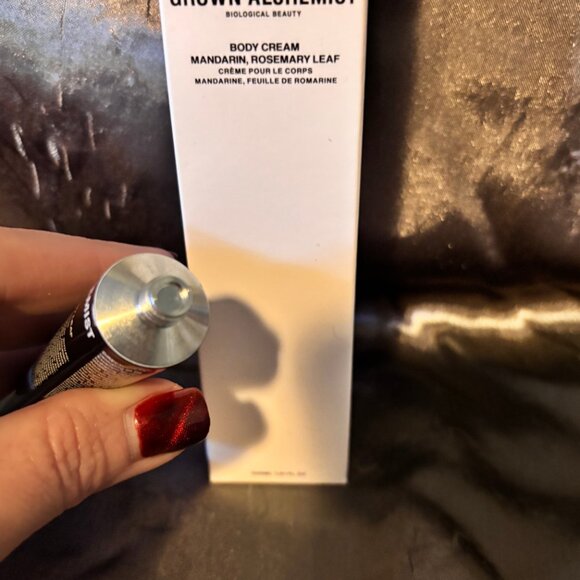 Grown Alchemist Body Cream with Mandarin and Rosemary Leaf., 30ML - Picture 2 of 3